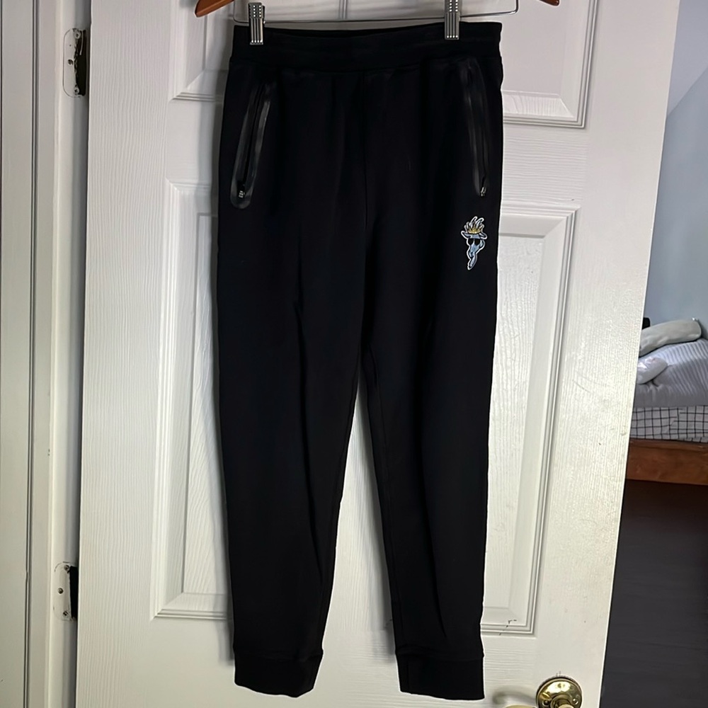 GOAT USA - fleece joggers. Front pockets/1 back.